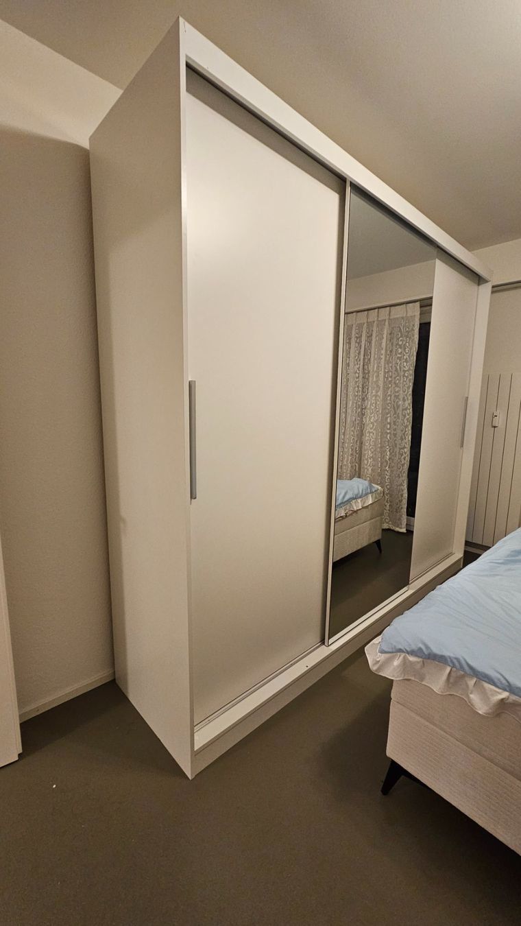 Conforama Armadi: Schrank – Nuovo (secondo la descrizione) da Basel venduto da arf_lx8z 1