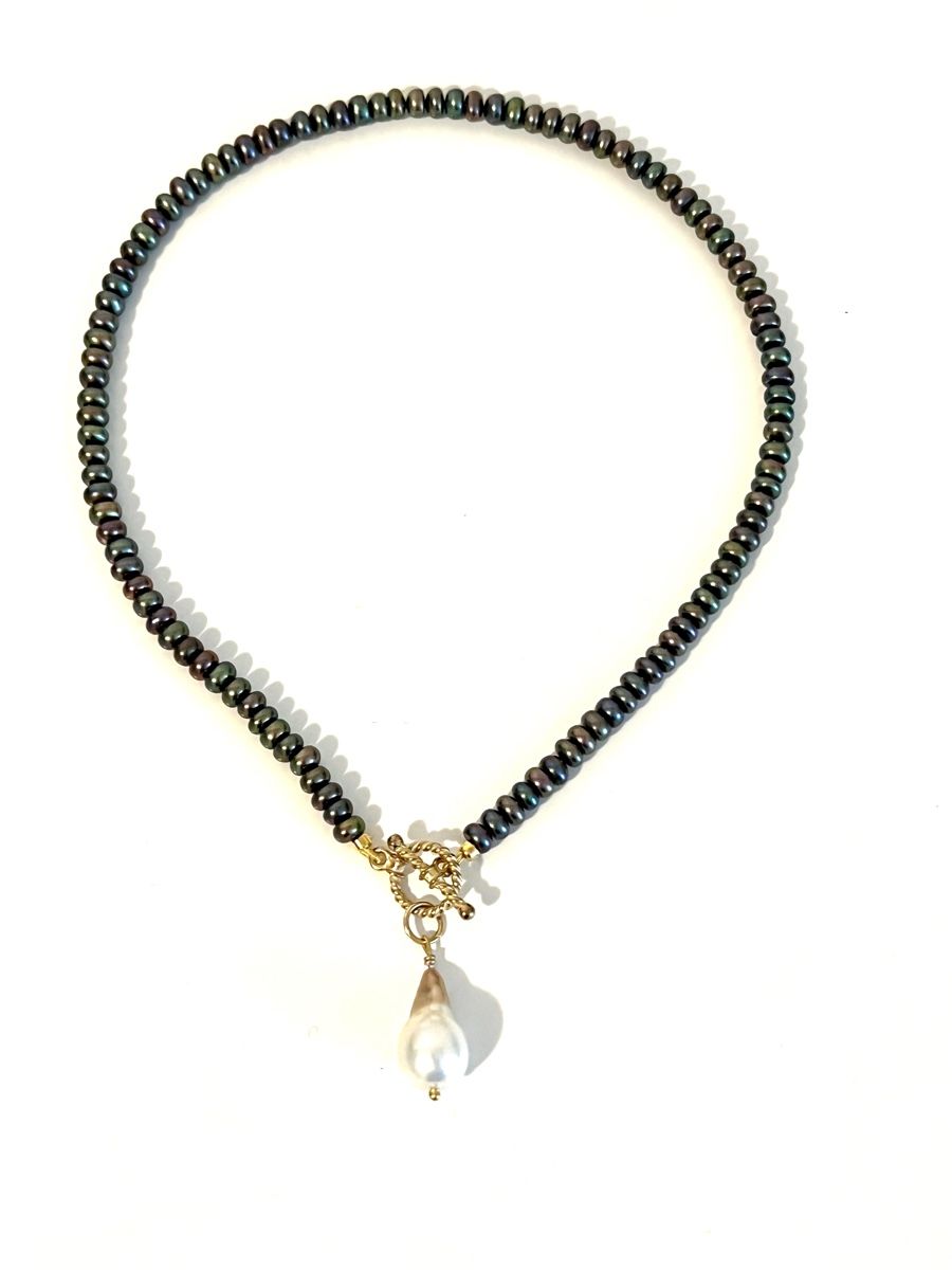 Ketten: Black Pearl Necklace - Gold Plated Silver – Neu und originalverpackt aus Rüschlikon von ThereseJewelryDesign 5