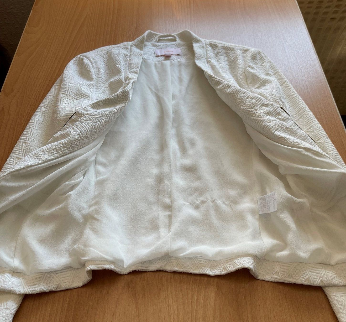Zebra Giacche: Creme weisser Blazer mit Muster – Nuovo (secondo la descrizione) da Basel venduto da Seifehuesli 1