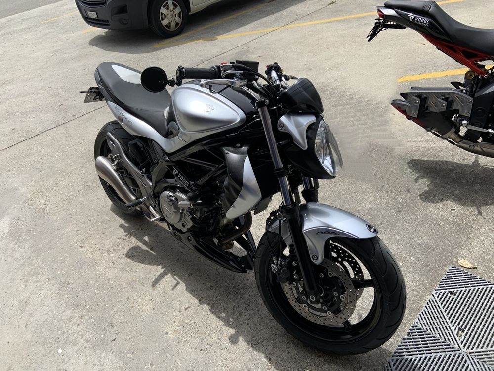 Suzuki SFV650 Gladius (25kW) | Kaufen auf Ricardo
