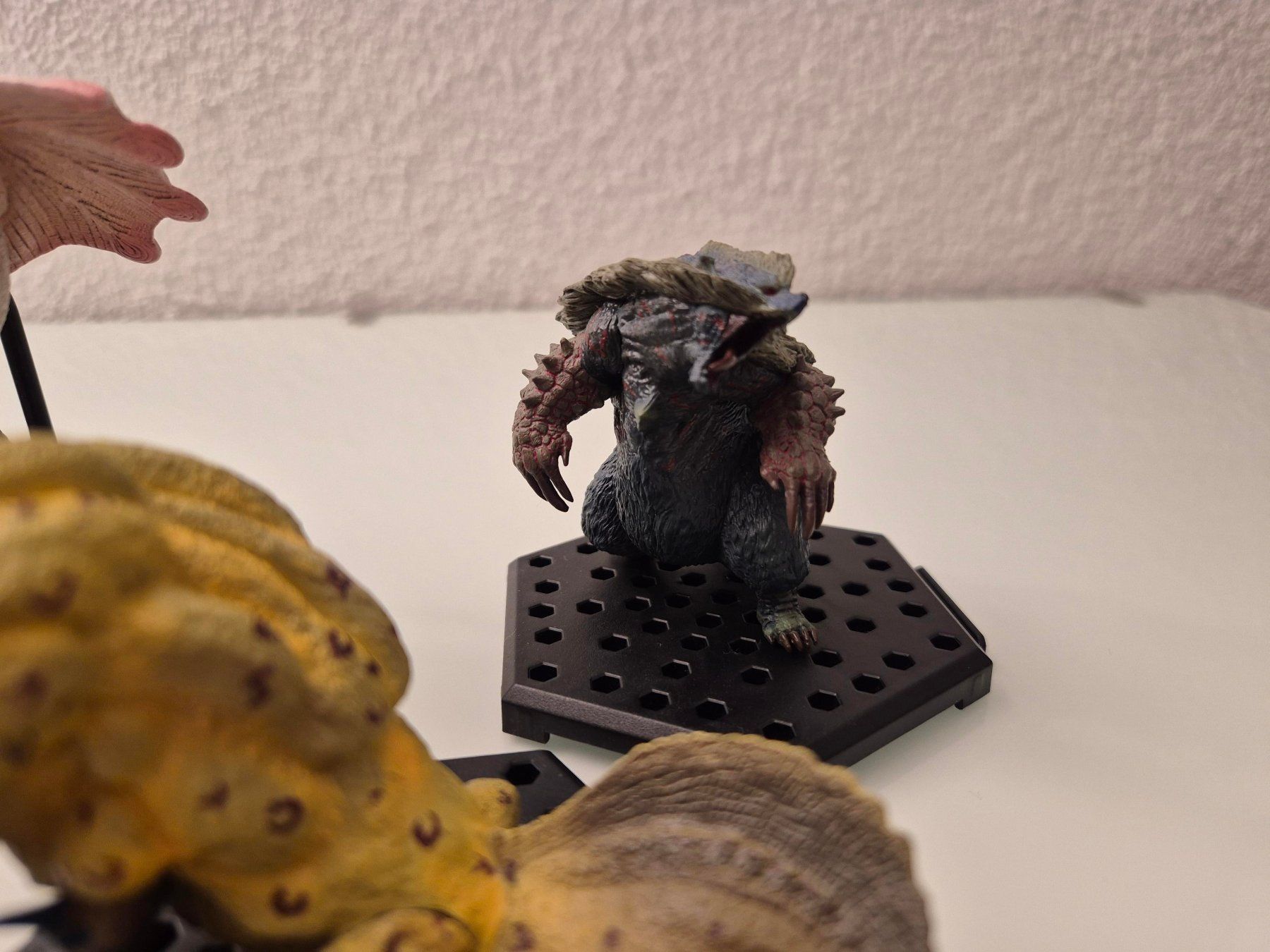 Spielzeuge: Capcom Monster Hunter Figure Builder - Lot de 6 Figurines – Gebraucht aus Fleurier von ken_hv2k 3