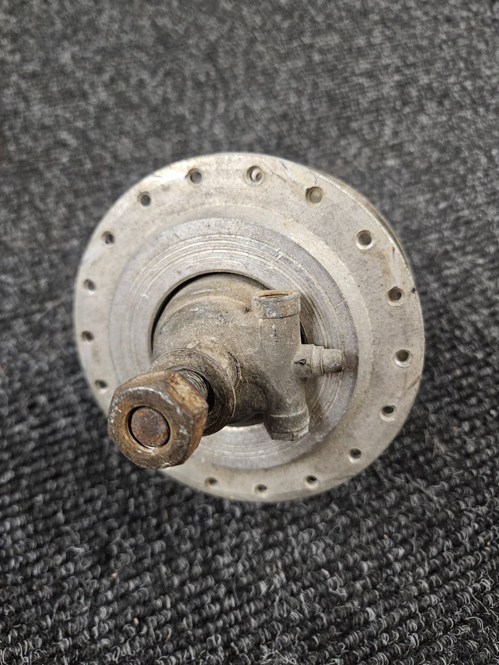 Puch Mofa-Ersatzteile: Puch Vorderradnabe – Gebraucht aus Mellingen von Mech-Service 3