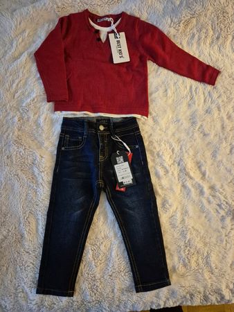 neuer Pullover und Jeans 18 Monate