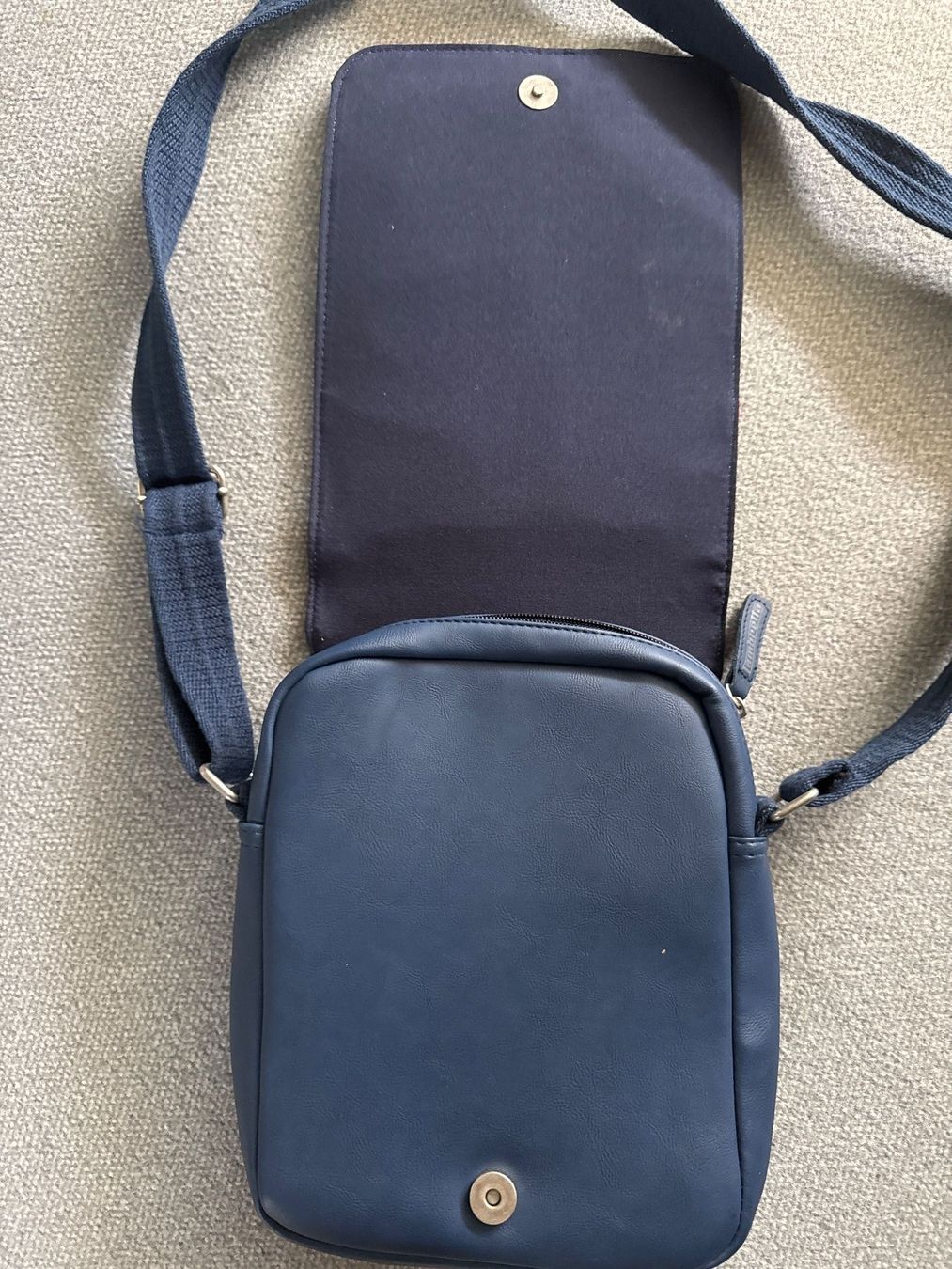 Lambretta Sacs: Lambretta Umhängetasche – D'occasion à Rorschach par Urlaub99 2