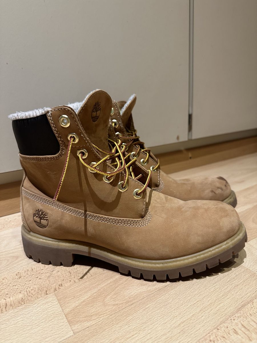 Timberland Scarpe da uomo: Timberland 6IN Warmlinedboot Nubuck Gr. 43,5 Waterproof – Usato da Uetendorf venduto da Gar_9pvy