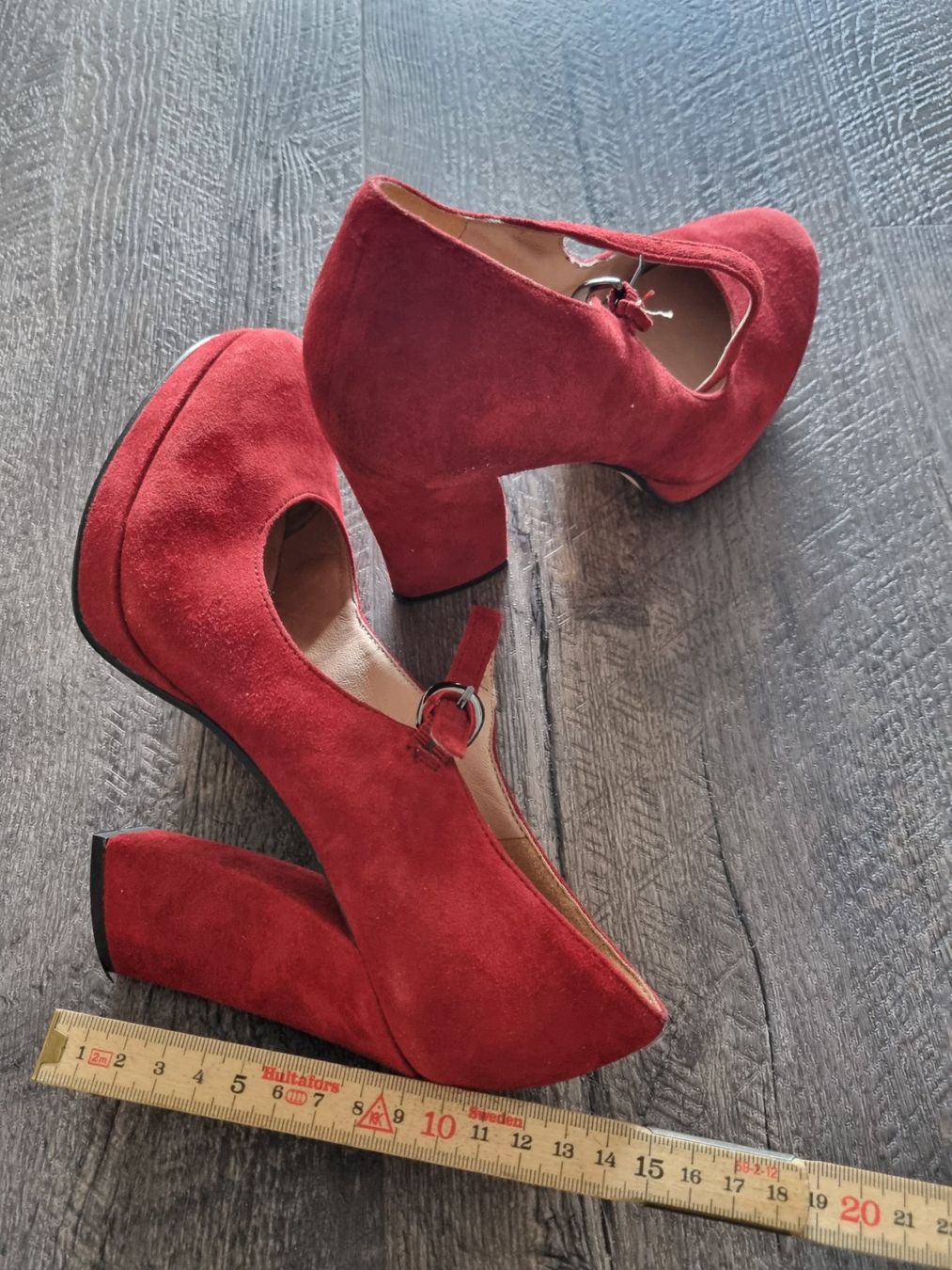 Scarpe da donna: Wildleder-Plateaus, Fifth avenue, rot, Gr. 36 – Usato da Zermatt venduto da pantarhei3z 6