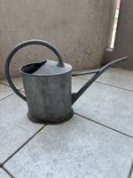 Giesskanne Metall antik gebraucht