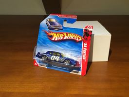 84’ Pontiac 1/64 Hot Wheels 2010 HW Race World Movie Stunts
