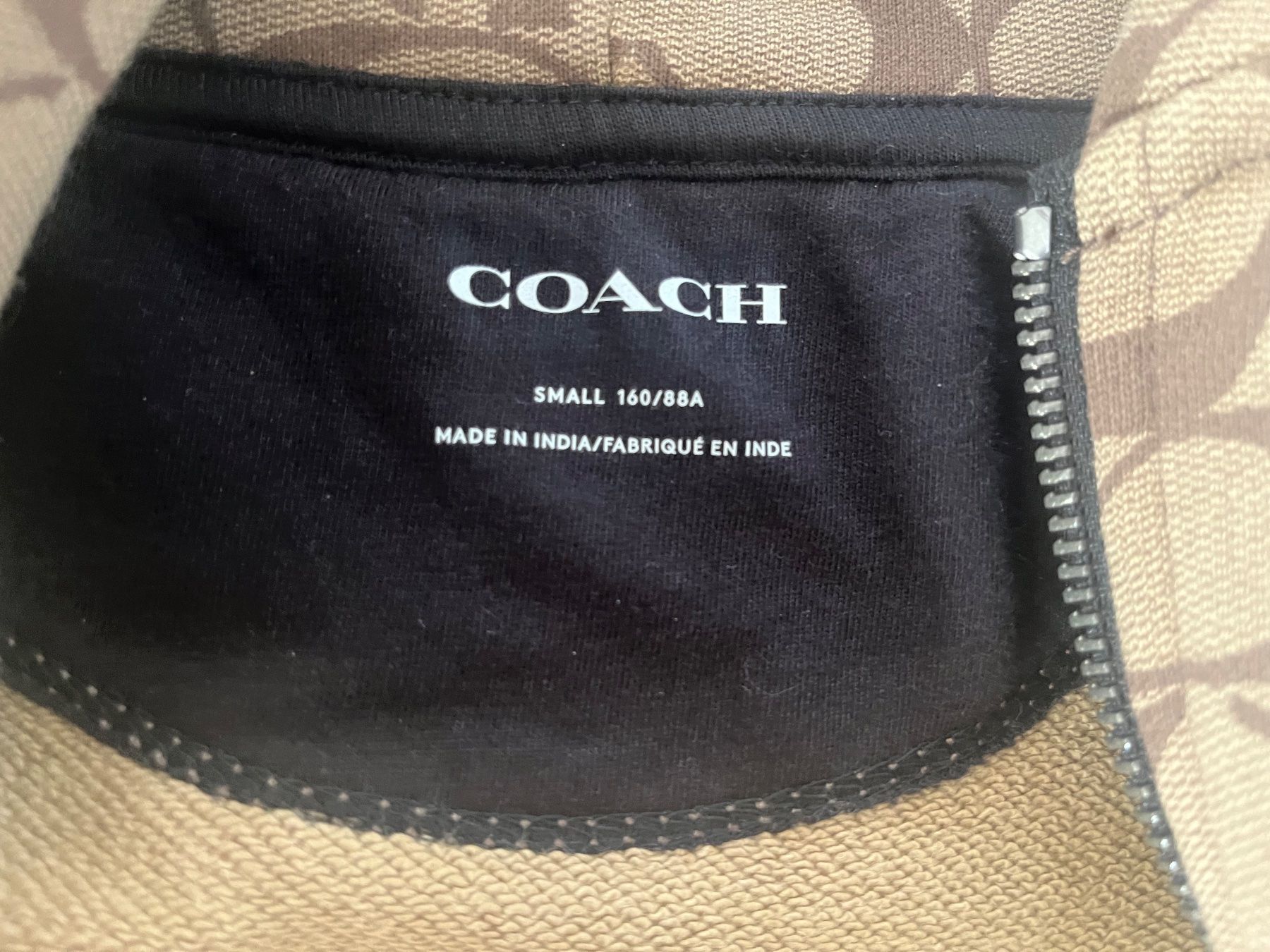 Jacken: COACH ALLOVER KAPUZENPULLOVER (S) – Neu (gemäss Beschreibung) aus Bern von mynoa 2