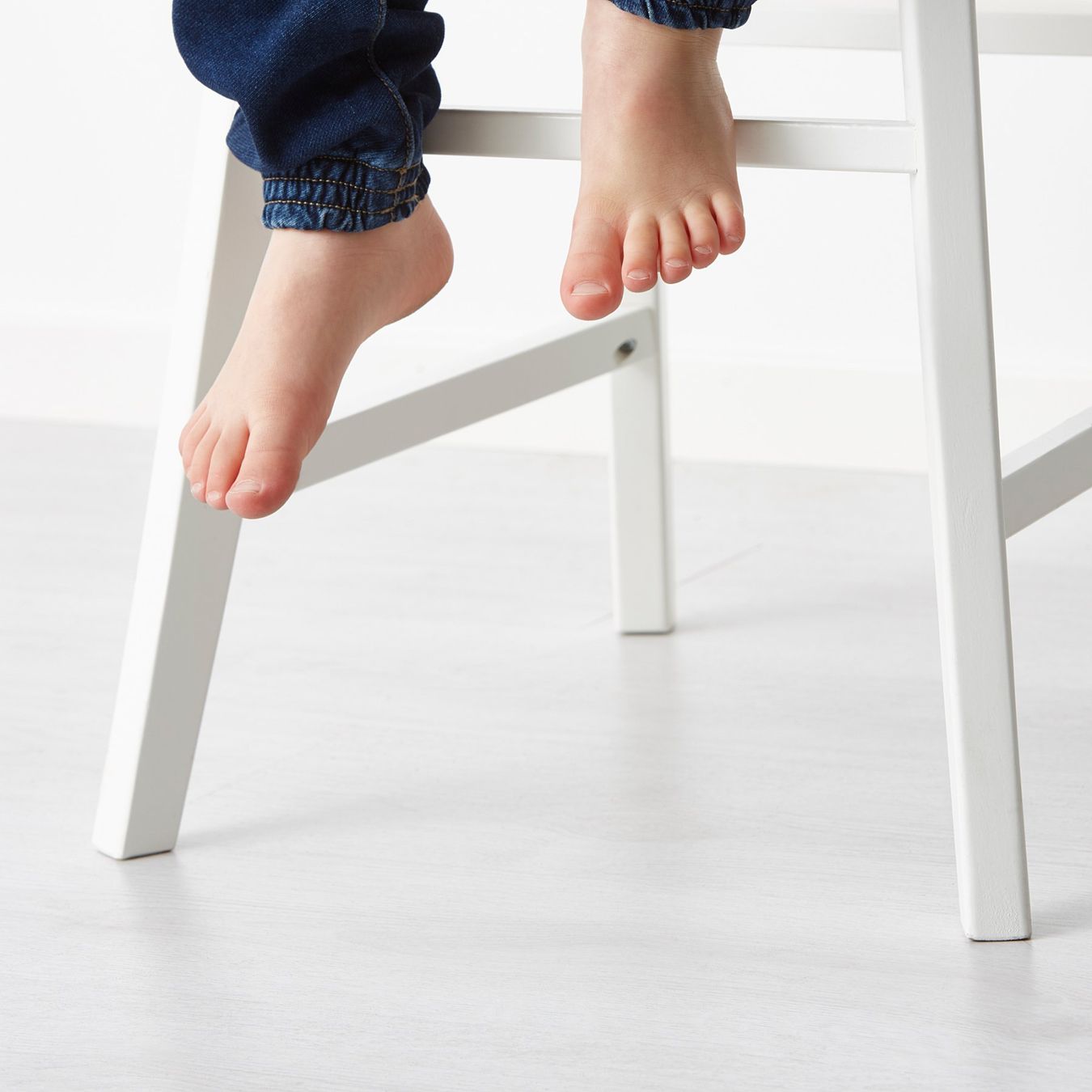 Ikea Sedie: IKEA INGOLF Kindstuhl weiß  90146456 – Nuovo e nell'imballaggio originale da Pratteln venduto da IKEA_Pratteln 3