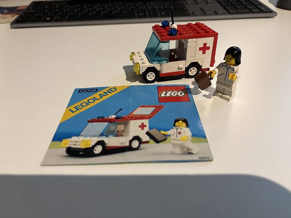 Lego Kit di costruzioni: Lego 6523: Red Cross – Usato da Diepflingen venduto da Dj3 1