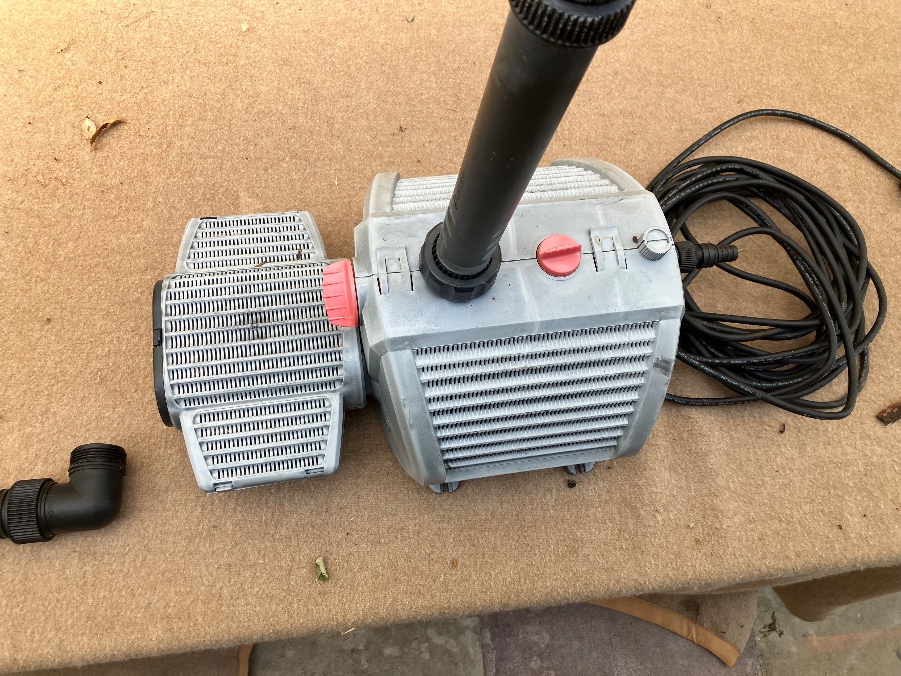 Pompe & Parti di ricambio: Gardena Gartenteichpumpe FP7500 E – Usato da Erlenbach im Simmental! venduto da Simmentaler-Perlen