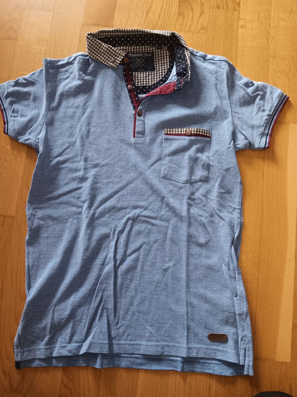 Lotti di vestiti: Shirt's Paket Gr.S – Usato da aarburg venduto da macacito 4