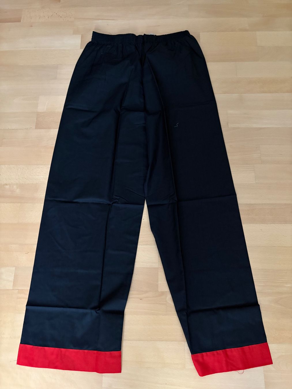 Completi: Kung-Fu Dress - Grösse L – Nuovo e nell'imballaggio originale da Oberuzwil venduto da Tomsi_9 1