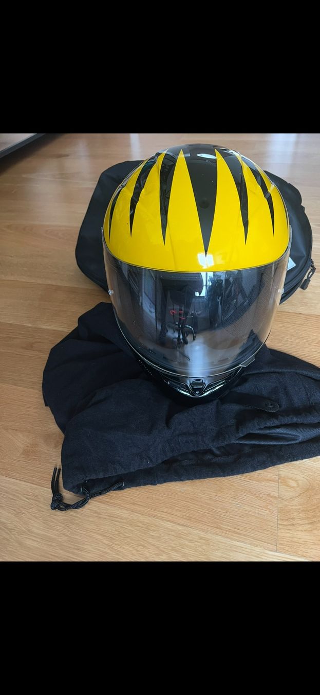 IXS Caschi & visiere: Helm / Bobhelm – Nuovo (secondo la descrizione) da Zürich venduto da mil_27cq 1