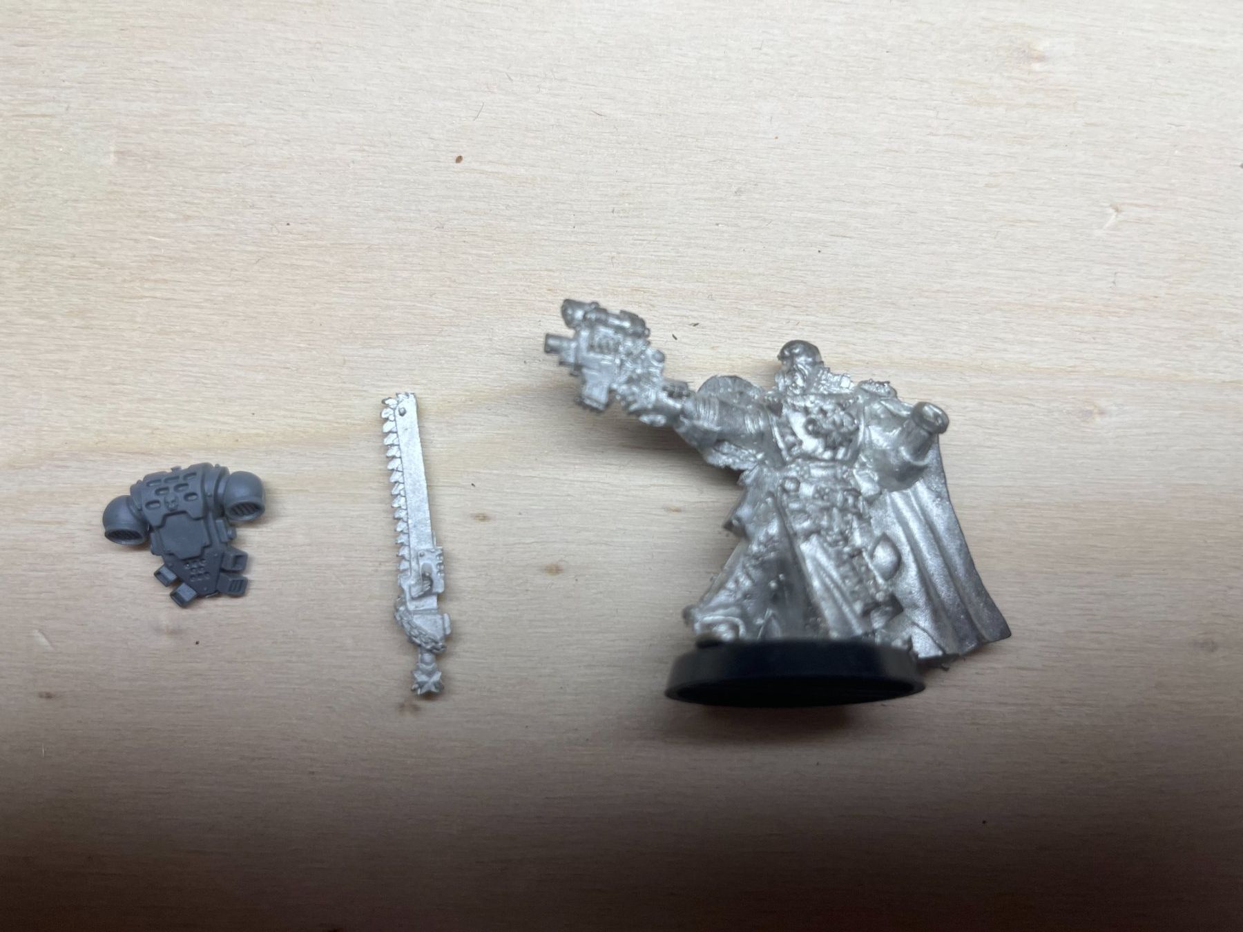 Modellbausätze & Standmodelle: Warhammer 40k: Black Templar FULL Sword Brethren – Gebraucht aus Ecuvillens von rikko_92 8