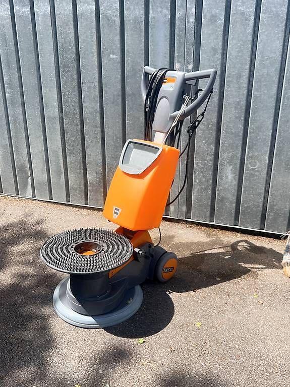 Tutte le macchine: Taski ergodisc 200 ( wetrok cleanfix numatic nilfisk) – Usato da Birr venduto da Numer-01 1