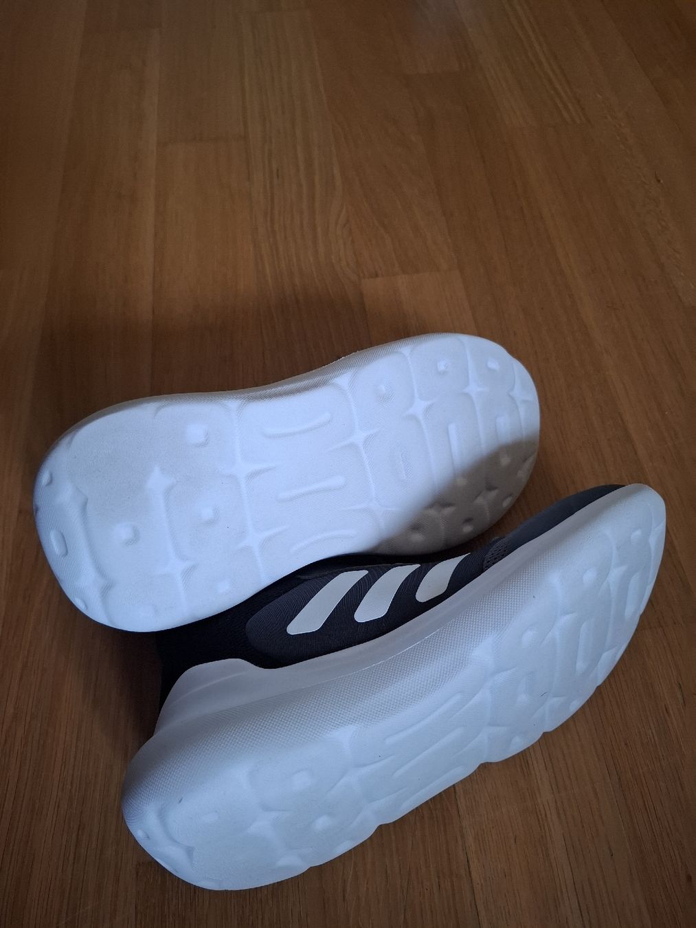 Adidas Scarpe da uomo: Adidas Sneaker 36 – Usato da Winterthur venduto da Simime 1