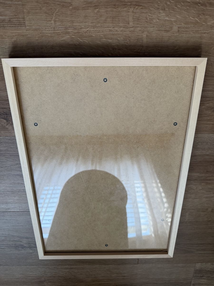 Cornici: Bilderrahmen Holz hell 31x44 cm neuwertig – Usato da Bassersdorf venduto da Sandy456
