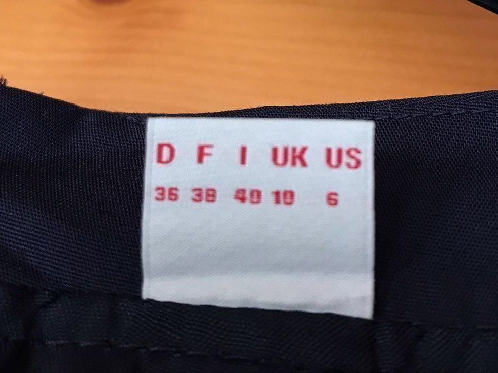 S.Oliver Vestiti: S. Oliver Kleid - Etuikleid - Blau - Grösse 36 – Nuovo (secondo la descrizione) da Buchs AG venduto da fischli610 3