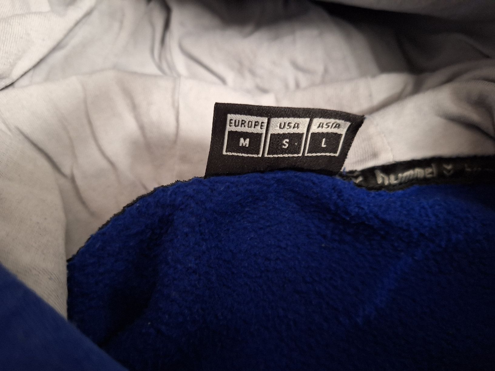 Hummel Pullover & Sweatshirts: Hummel Hoodie – Gebraucht aus Niederglatt ZH von Bobsli 2