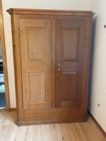 alter Bauernschrank Holz
