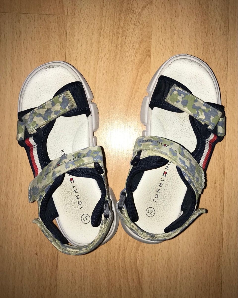 Tommy Hilfiger Schuhe für Jungen: Tommy Hilfiger Kinder Sandale Gr.31 – Gebraucht aus Oberwil BL von Gutundsuperklein16 3