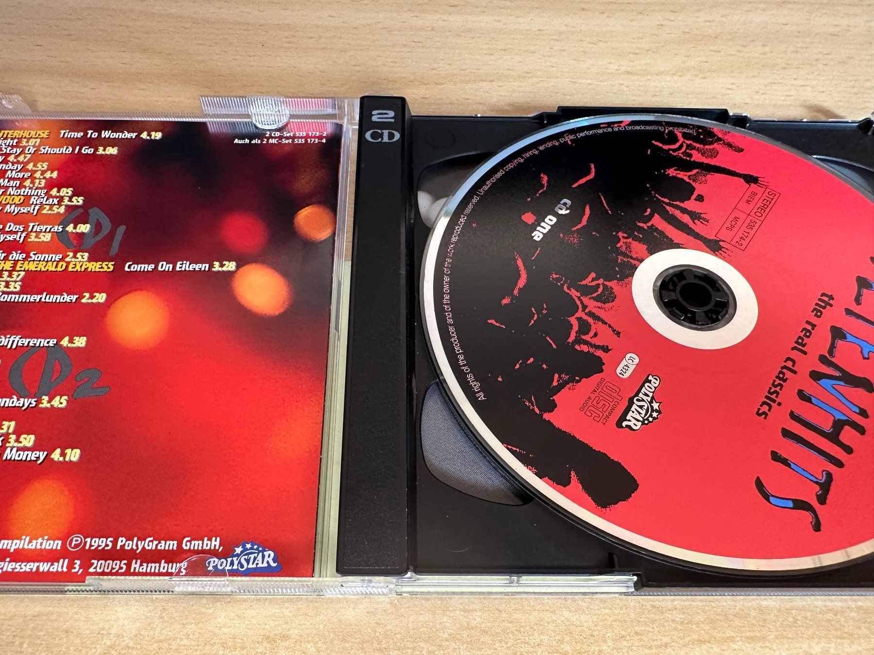CD: F6 Various – Fetenhits - The Real Classics - 2 CD – Usato da Rikon im Tösstal venduto da Alpenmutz 2