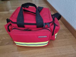 Notfalltasche/Sanitätsschultertasche mit Inhalt/gefüllt