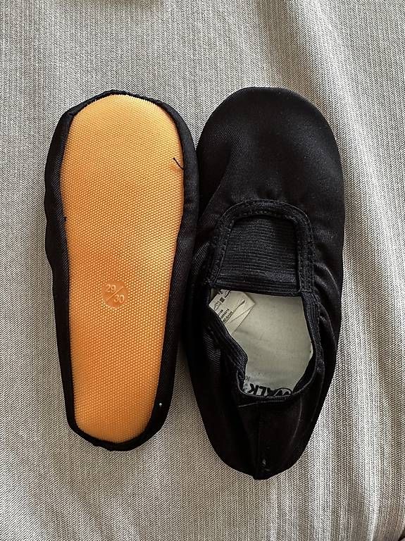 Scarpe per ragazzi: Turnschuhe fur kinder – Usato da Uetikon am See venduto da ano_mnw7