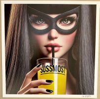 Bubble Studio: Wonder Woman Süssmost, signiert 3/30