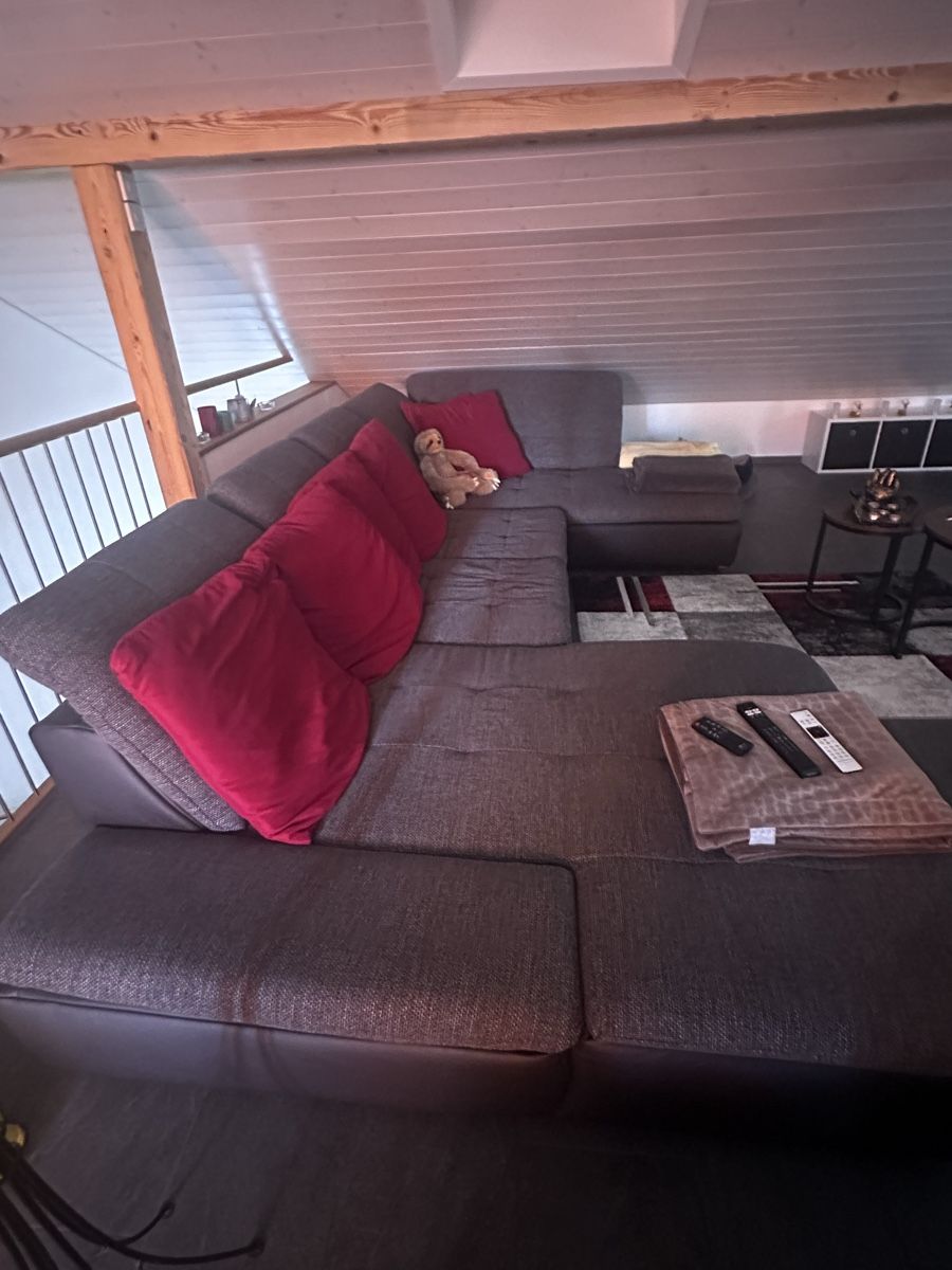 Divani: Ecksofa Stoff braun guter Zustand – Usato da Schupfart venduto da Leexii90 2