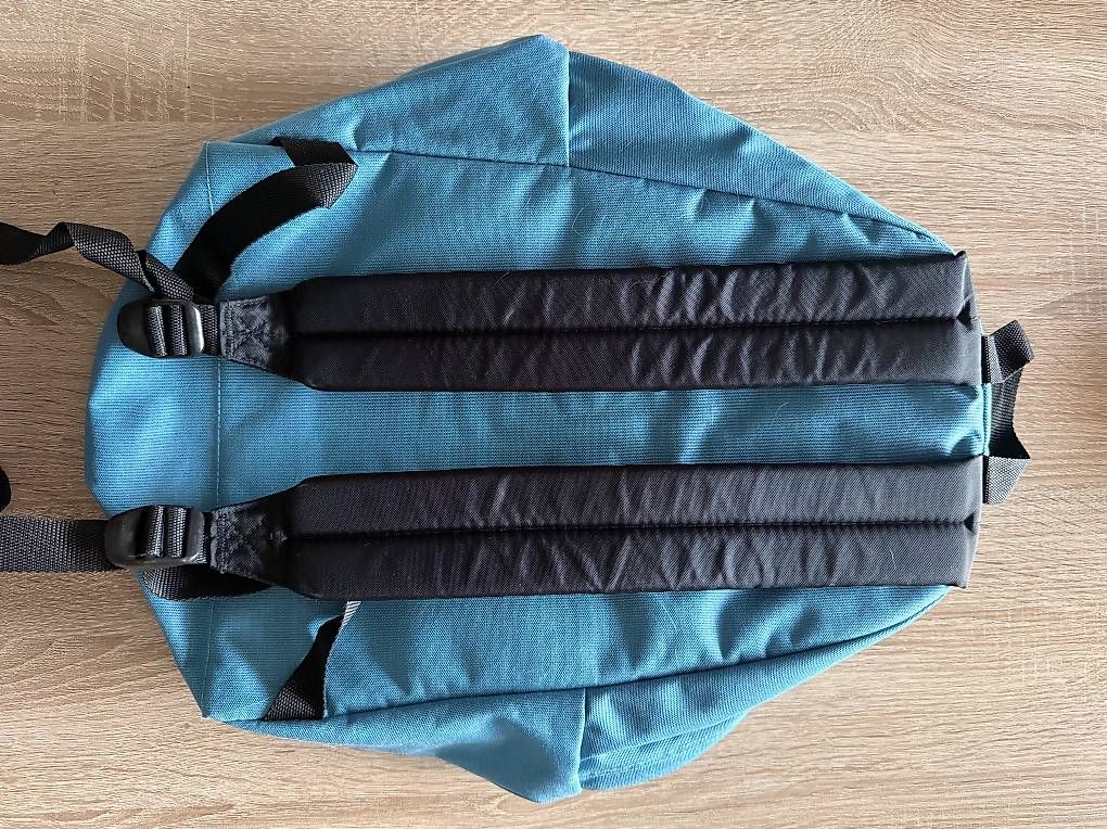 Eastpak Zaini: Zaino Eastpak – Usato da S. Antonino venduto da cha_9vm8 1