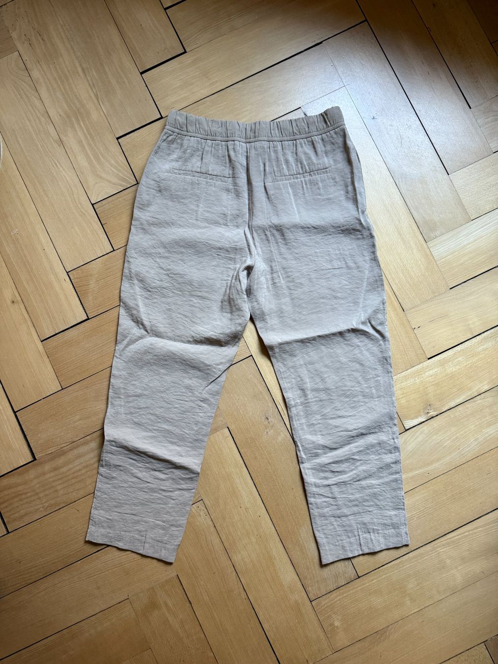 Zara Pantaloni: ZARA - Hose beige leicht M – Usato da Zürich venduto da Diazaio 2
