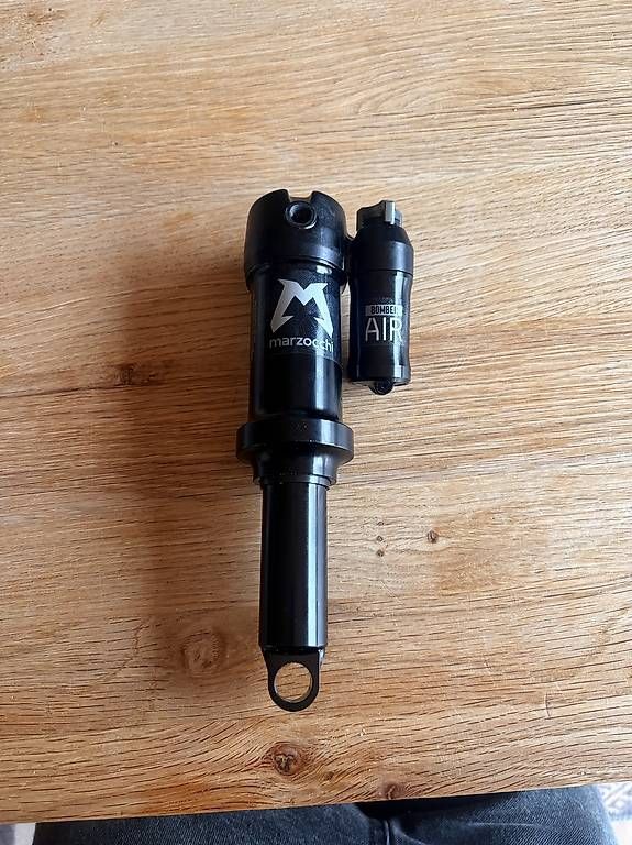 Marzocchi Pezzi di ricambio: Fourche et amortisseur vélo Marzocchi – Usato da Le Noirmont venduto da mat_pw8z 2