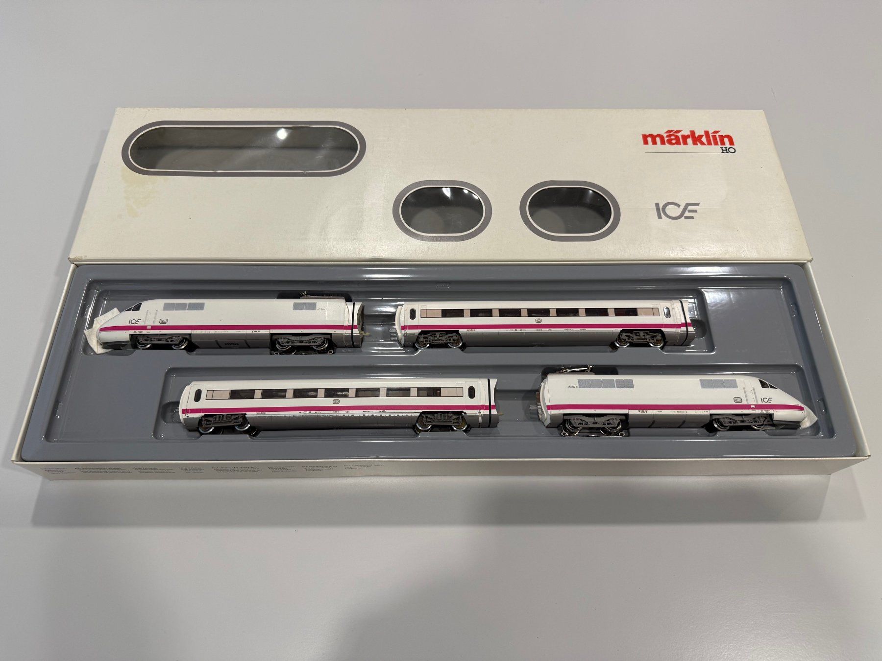 Märklin Modellini di ferrovie: ICE-Triebwagenzug der DB – Nuovo (secondo la descrizione) da Oftringen venduto da Pgi