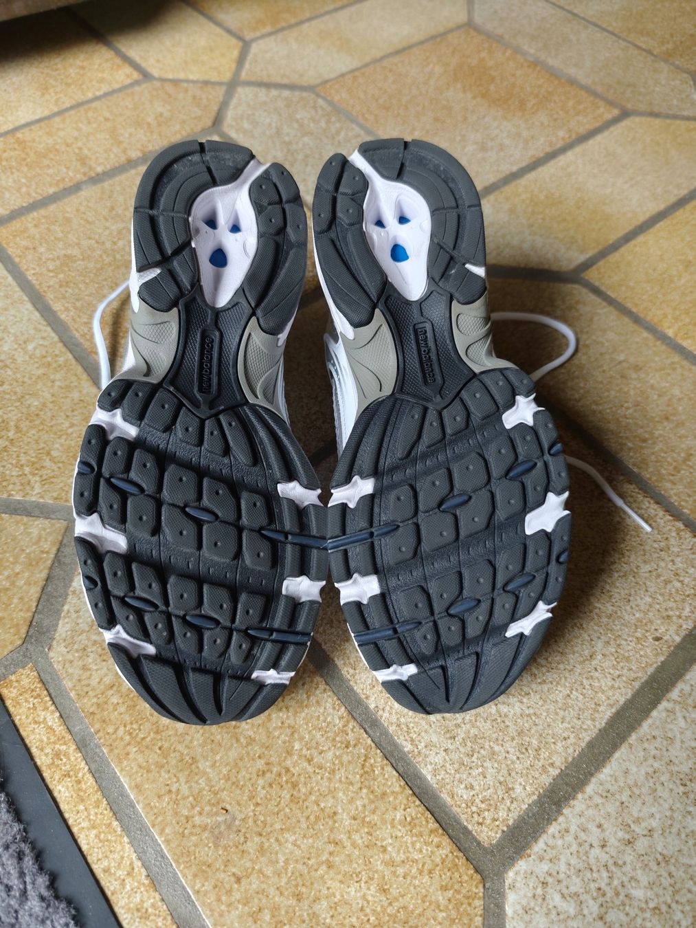 New Balance Herrenschuhe: New Balance Schuhe – Neu (gemäss Beschreibung) aus Gebenstorf von Romek 2