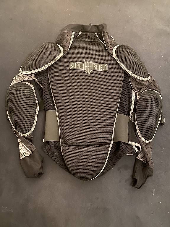 Jacken: Motorrad Protektorjacke Super Shield Gr. XL – Gebraucht aus Aarburg von Randyandy1 1