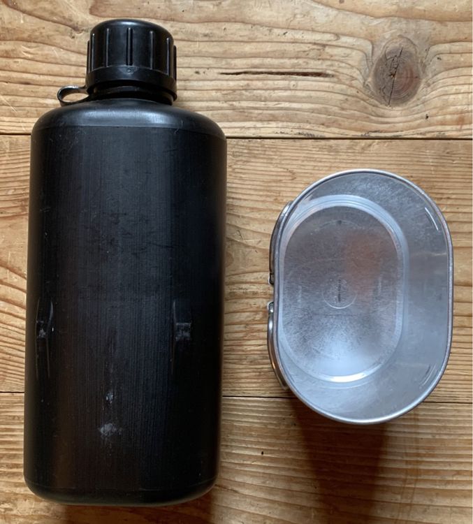 Feldflasche der CH Armee 5