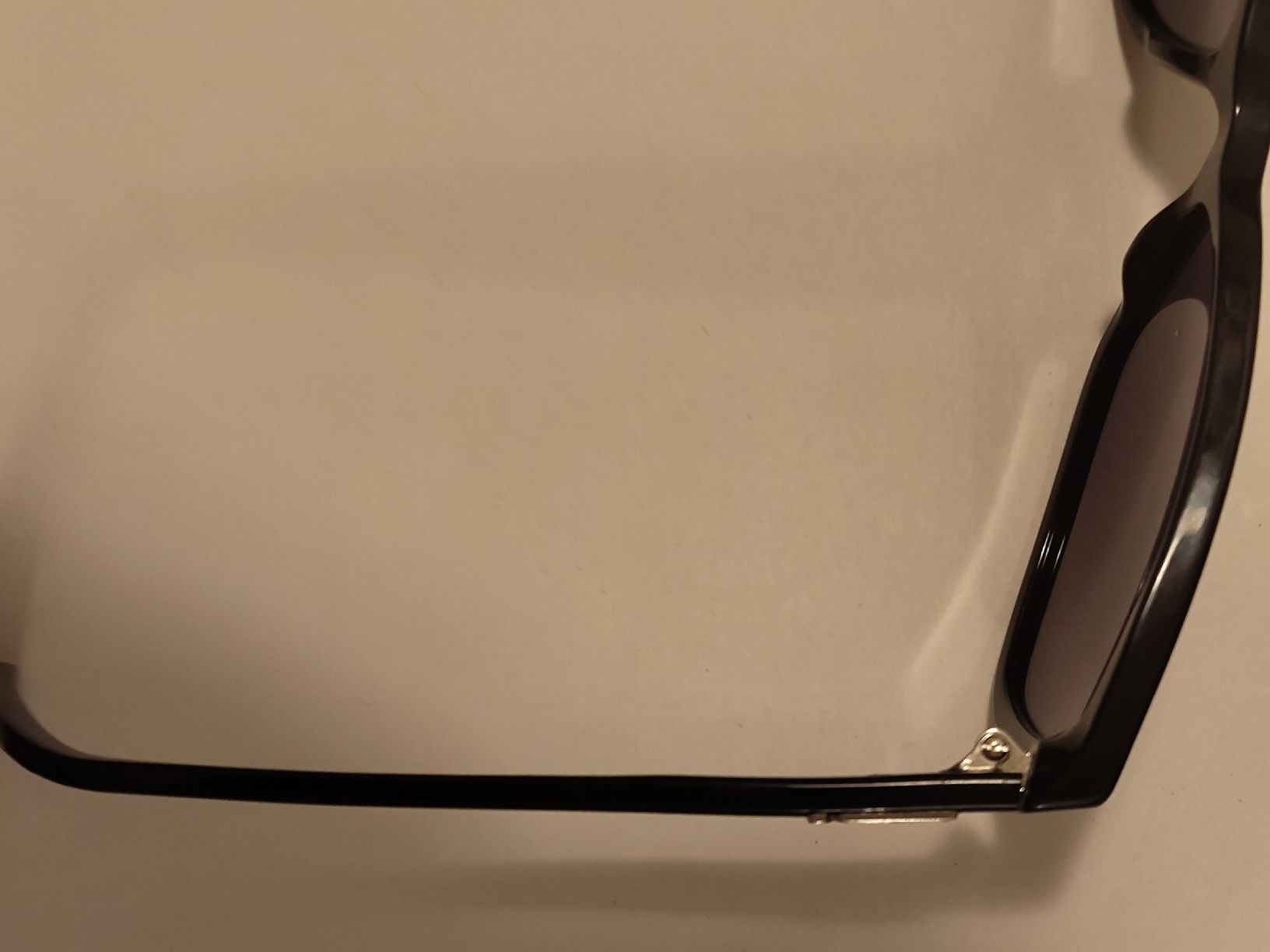 Versace Occhiali & Lenti: VERSACE Sonnenbrille, elegant damen, Schmetterlingsform. – Nuovo (secondo la descrizione) da Weinfelden venduto da Easyframe 4
