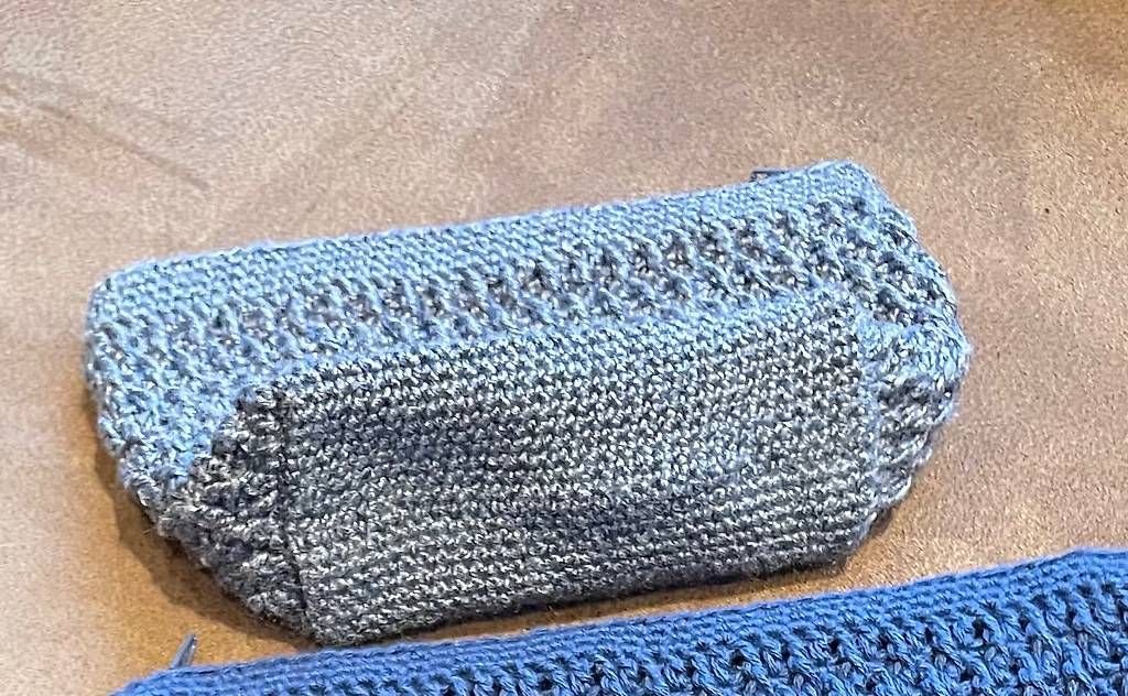 Kosmetikkoffer: HANDMADE Kosmetiktäschchen – Neu und originalverpackt aus Scharans von csp_sbl5 1