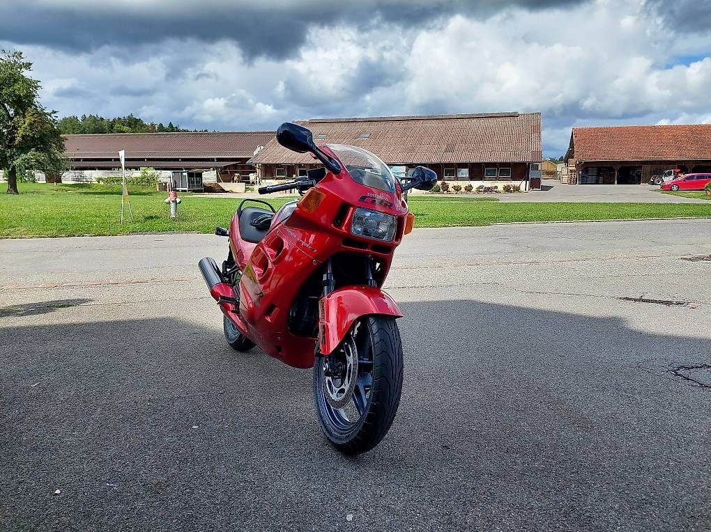 Strada: Honda CBR 1000 F – Usato da Kloten venduto da Martin749 3