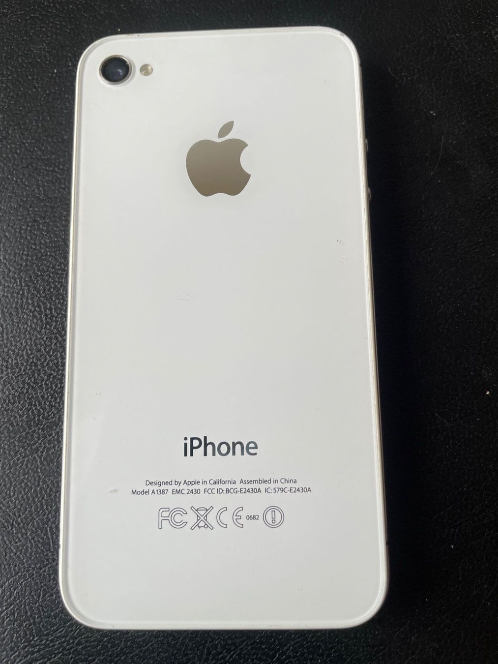 Apple Telefoni cellulari / Smartphones: iPhone 4S – Difettoso da Zürich venduto da Ingrid54 2