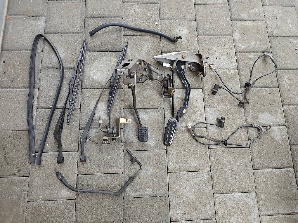 Mazda Tutti pezzi di ricambio auto: Mazda MX-5 Teile – Usato da Rubigen venduto da Berti0531 4
