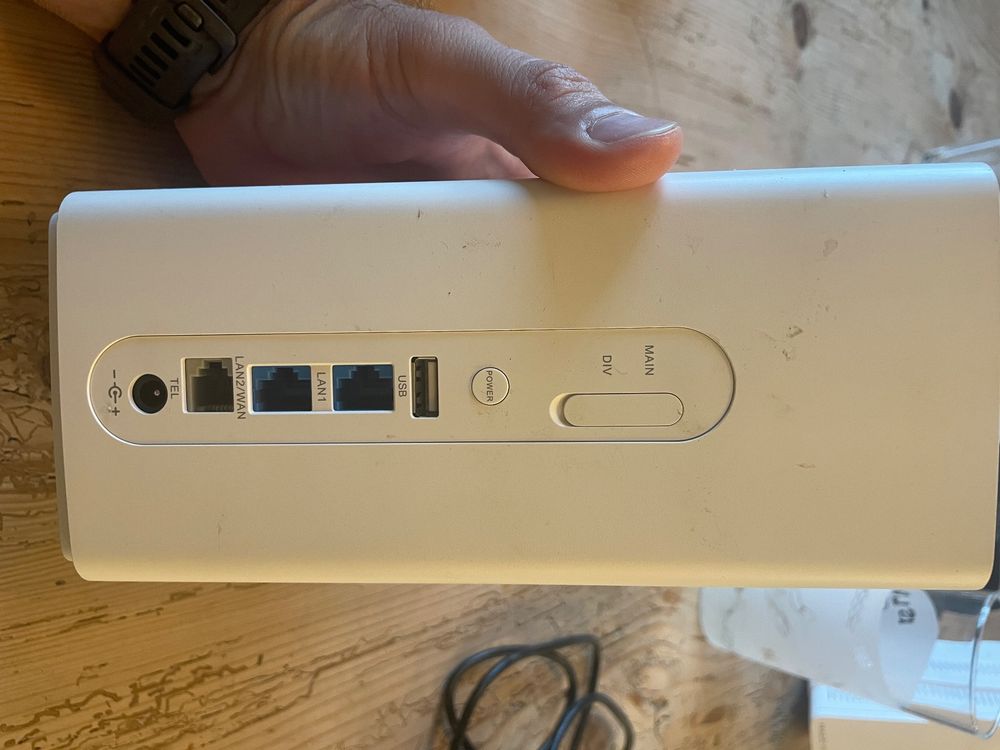 Huawei B618s-22d LTE Router (Gebraucht) in Hettlingen für CHF 41 – mit ...