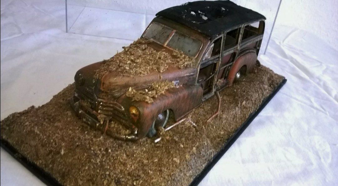 Kit di modellismo & Modellini statici: 1:18 Scheunenfund "Woody" Diorama – Usato da Niederbipp venduto da kevintifu20 4