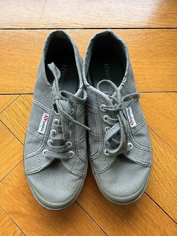 Schuhe für Jungen: Scarpe taglia 33 – Gebraucht aus Paradiso von tir_2mpx