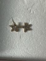 Paire de boucles d'oreilles Chloe Rose dorées - Été chic !