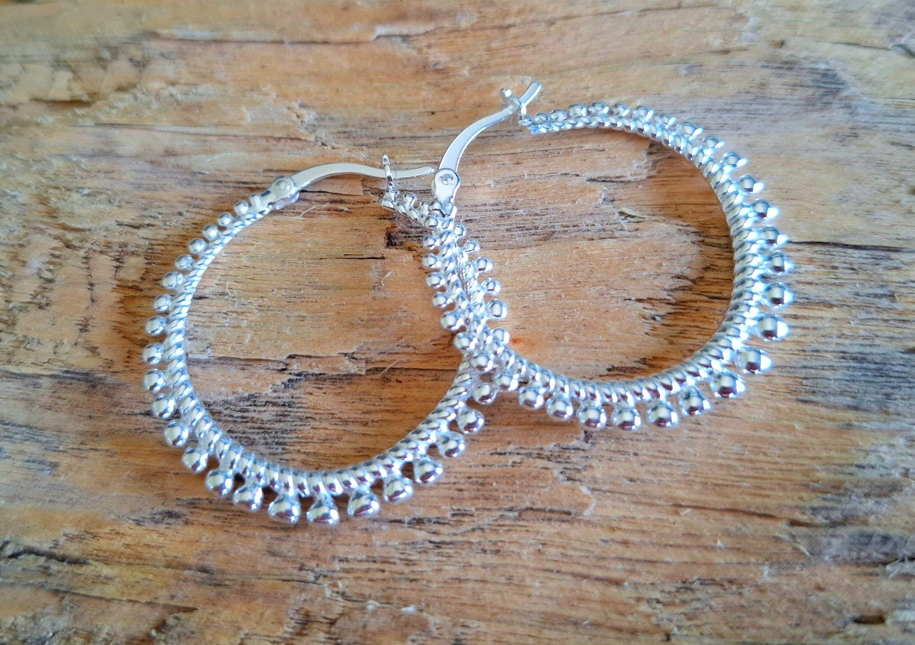 Orecchini pendenti & Orecchini a lobo: MINA - Silbercreolen – Nuovo e nell'imballaggio originale da Mühlethal venduto da nicita-modeschmuck