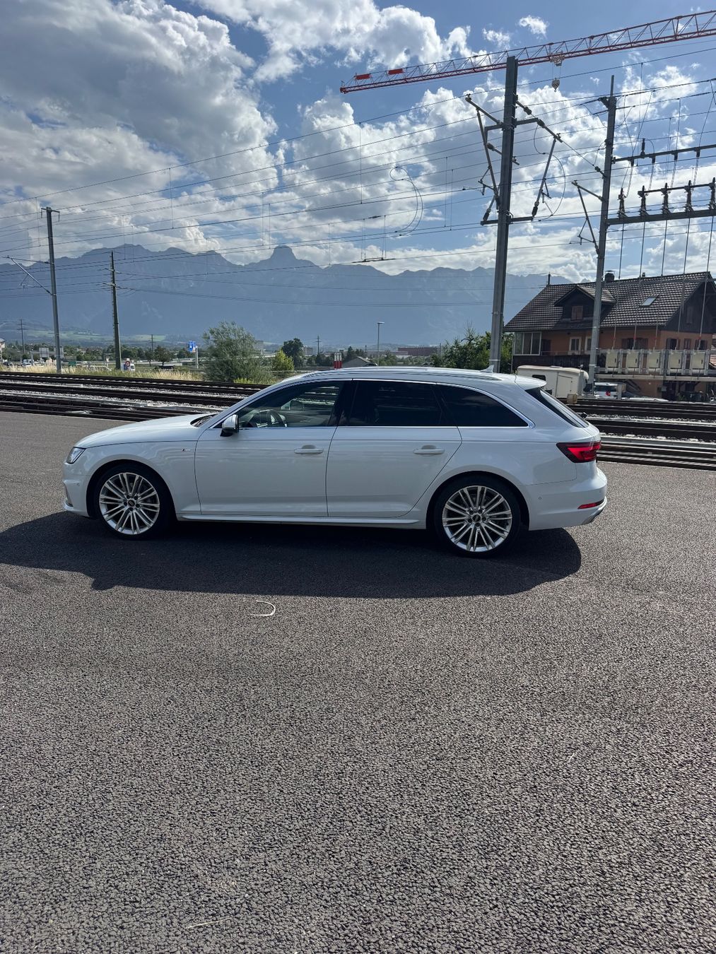 Audi Autos: Audi A4 S-Line Quattro – D'occasion à Heimberg par Jabu.11 5